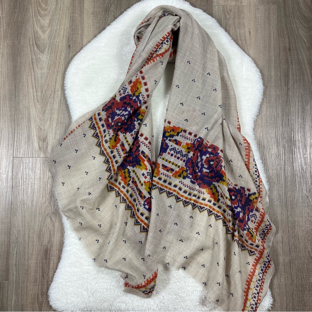 Inouitoosh wool silk floral scarf